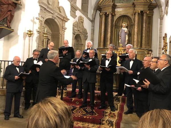 O Coro Crecente nun concerto