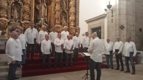 O Coro Crecente nun concerto