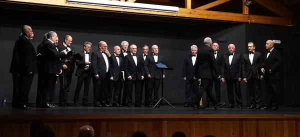 O Coro Crecente nun concerto